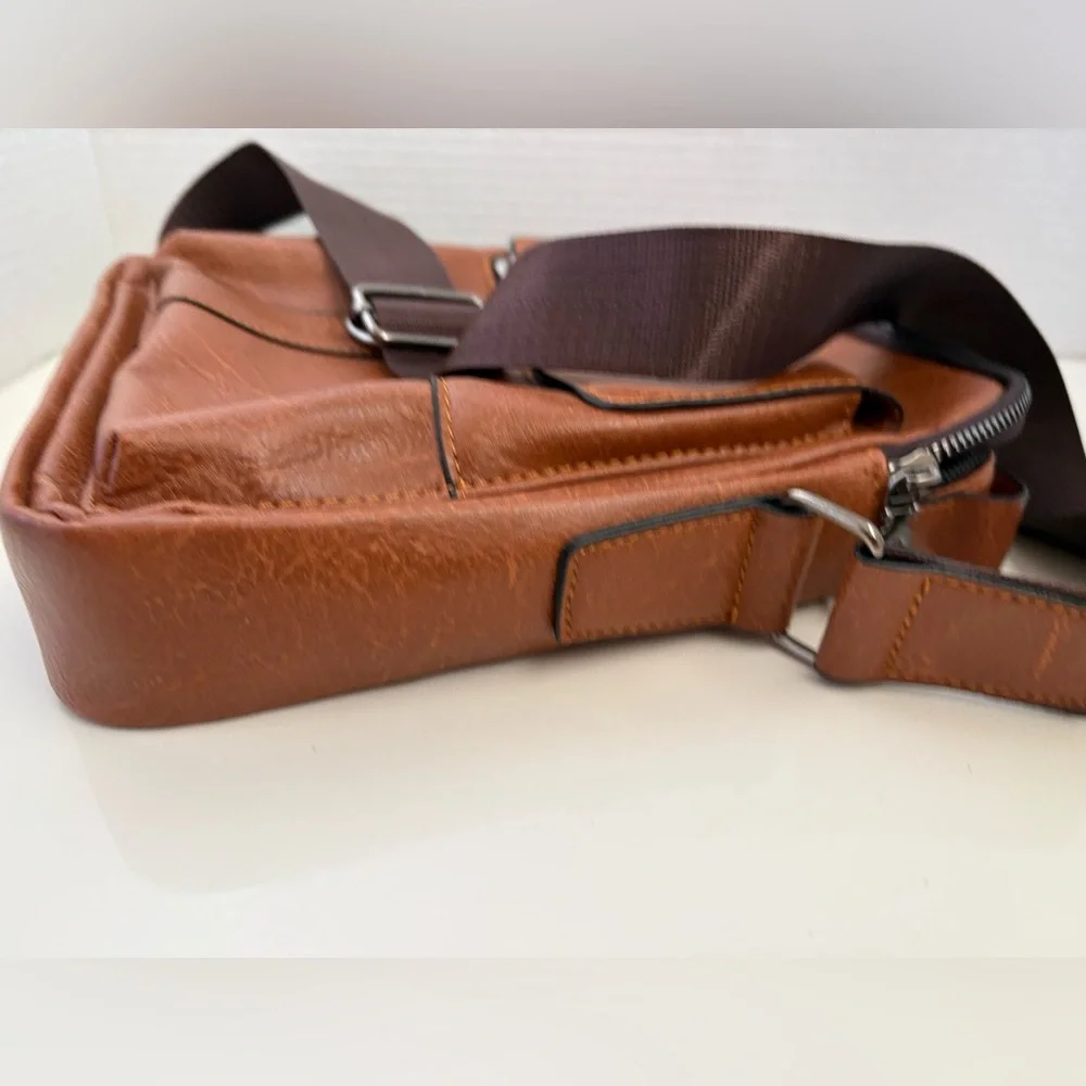 NWOT CarlKimu Brown Mens Crossbody Shoulder Bag Faux Leather Business Casual.